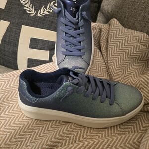 Skechers Womens Blue Ombre Sneakers